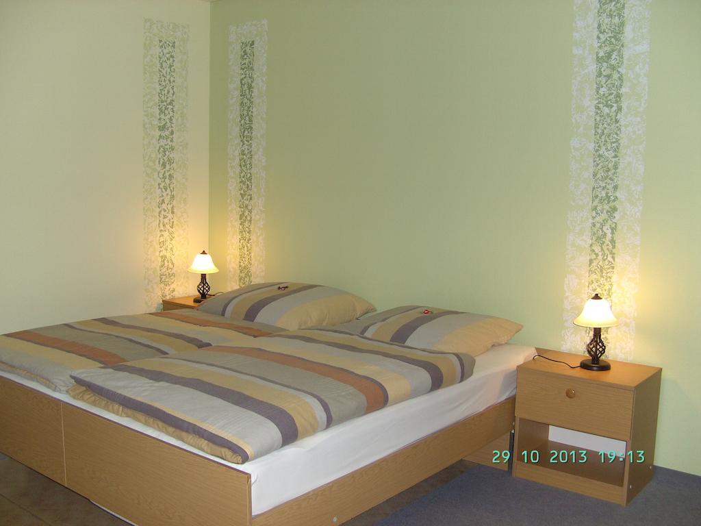 Ferienwohnung Hauptmann Frauenwald Szoba fotó